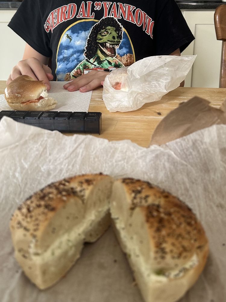 Scarsdale Bagels Logo