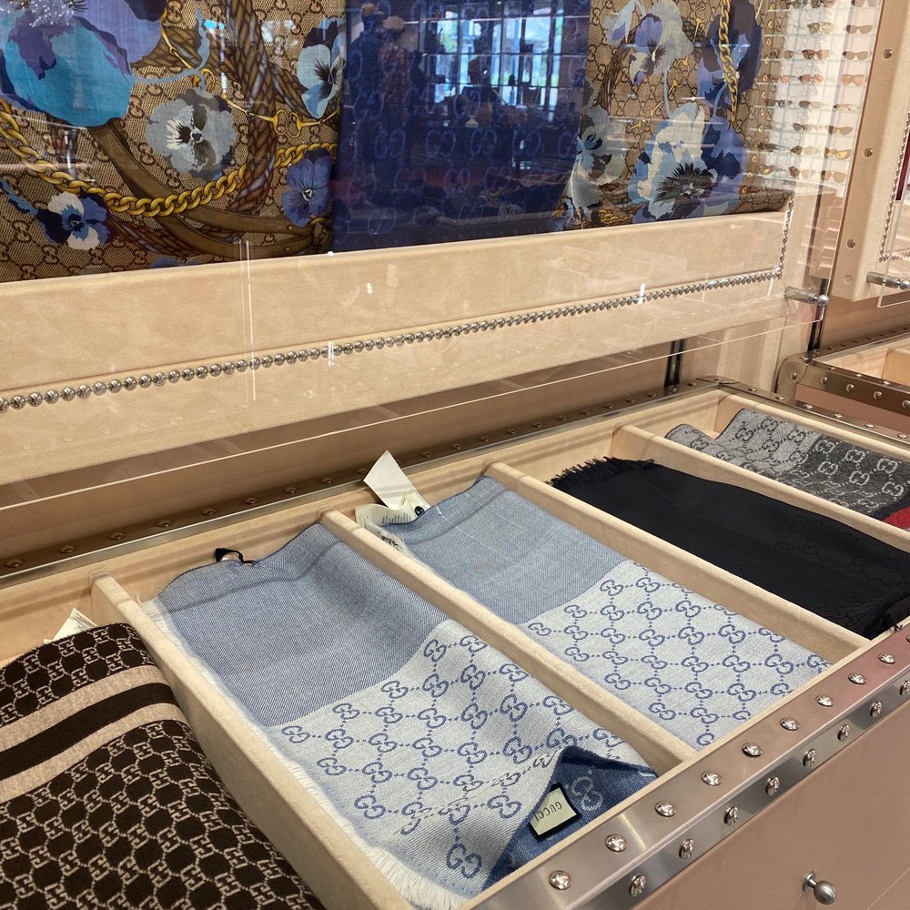 Gucci Outlet - Men's Clothing Near Me - Cabazon, California Gucci Outlet - Men's Clothing Near Me - Cabazon, California