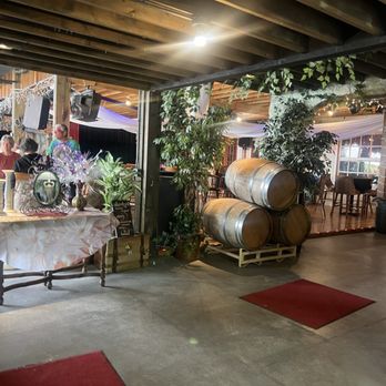 Medicine Creek Winery - Wine Tasting Room Near Me - Olympia, Washington Medicine Creek Winery - Wine Tasting Room Near Me - Olympia, Washington