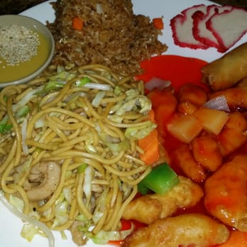 Beijing Garden - #1 comes with s&s checken, pork chow mein, egg flower soup, BBQ pork & egg roll - Chinese Near Me - Everett, Washington