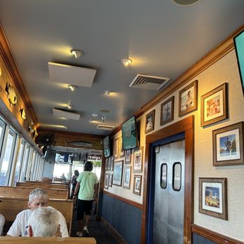 Quarterdeck Restaurants - the interior of a diner - Seafood Near Me - Dania Beach, Florida Quarterdeck Restaurants - the interior of a diner - Seafood Near Me - Dania Beach, Florida