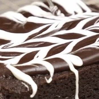 Crumbl - Point Loma - Martha Stewart brownie - Bakeries Near Me - San Diego, California