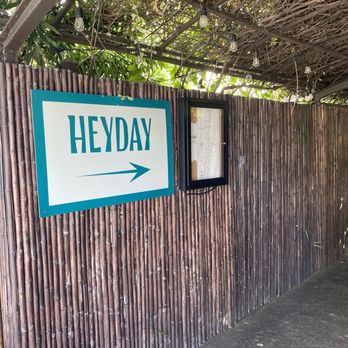 Heyday - Signage - Bars Near Me - Honolulu, Hawaii