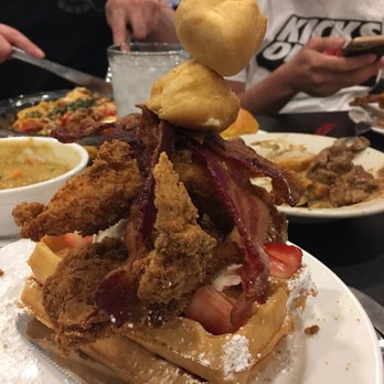 Maple Leaf Diner - Chicken and waffles. 5/5 delicious - American Near Me - Dallas, Texas Maple Leaf Diner - Chicken and waffles. 5/5 delicious - American Near Me - Dallas, Texas