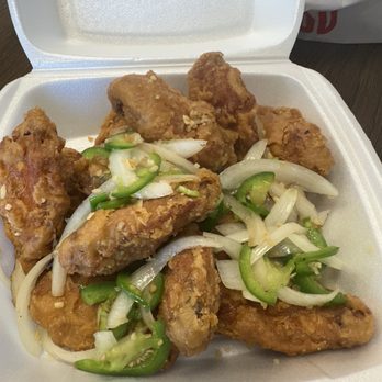 3 Star Restaurant - Salt & Pepper Wings-10/10 item - Filipino Near Me - Vallejo, California