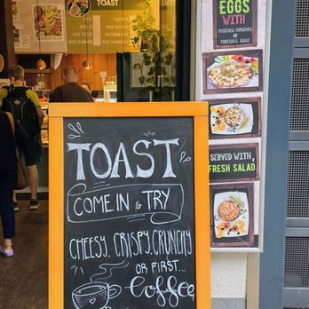 Tole's Backshop - Bakeries Near Me - Berlin, BE Tole's Backshop - Bakeries Near Me - Berlin, BE