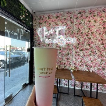 Bober Tea & Coffee - Supreme Strawberry Green Tea - Bubble Tea Near Me - Garden Grove, California Bober Tea & Coffee - Supreme Strawberry Green Tea - Bubble Tea Near Me - Garden Grove, California