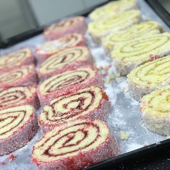 Viera’s Bakery & Deli - Delis Near Me - Yakima, Washington