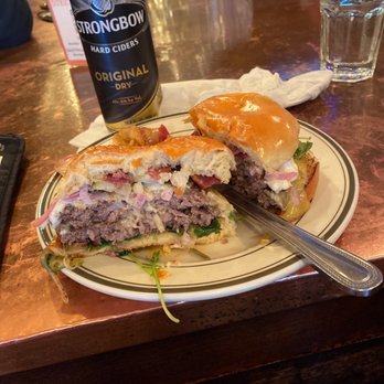 Duke's Grocery - The Proper!!! - Pubs Near Me - Washington, DC, District of Columbia