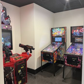 Bibo's NY Pizza - Pinball - Pizza Near Me - San Jose, California