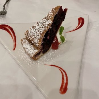 Lahaina Grill - Triple Berry Pie - Seafood Near Me - Lahaina, Hawaii Lahaina Grill - Triple Berry Pie - Seafood Near Me - Lahaina, Hawaii