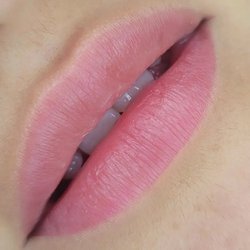 Tattoo by Julie - Healed lips