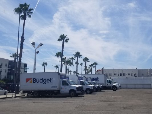 BUDGET TRUCK RENTAL - Updated July 2025 - 14 Photos & 45 Reviews - 2165