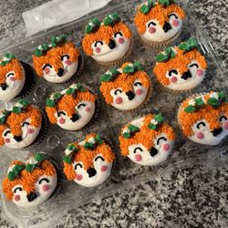 Walmart Supercenter - Cupcakes