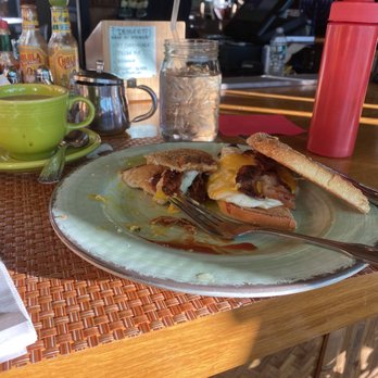 The Bungalow - American Near Me - Long Beach, New York