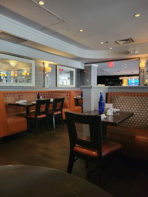 Stephanie's On Newbury by null