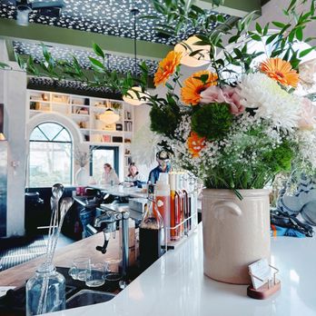 ONE TRICK PONY - Updated November 2025 - 28 Photos & 22 Reviews