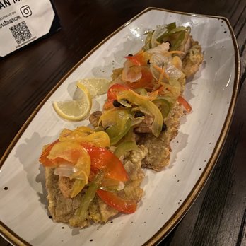 Dukunoo - Tostones with fish and peppers - Caribbean Near Me - Miami, Florida