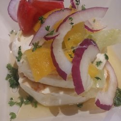 Restaurace Harmony - Nakladany hermelin servirovany jinak nez minule, ale stale vyborny.