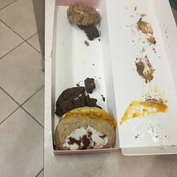 Crumbl - Davie - Box was unsealed and... well you see the photo! And because they use DoorDash drivers you can never get a hold of anyone. - Bakeries Near Me - Davie, Florida Crumbl - Davie - Box was unsealed and... well you see the photo! And because they use DoorDash drivers you can never get a hold of anyone. - Bakeries Near Me - Davie, Florida