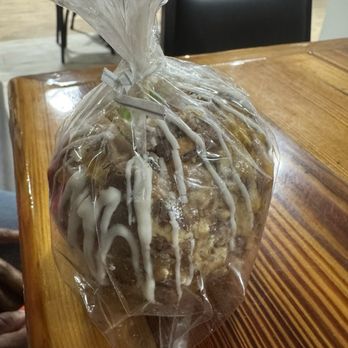 Sweettasten Apples - Snickers candy apple - Candy Stores Near Me - Jackson, Mississippi