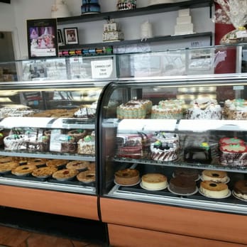 Francesco's Bakery - More cakes. All kinds. Delicious stuff all around. - Bakeries Near Me - Hicksville, New York