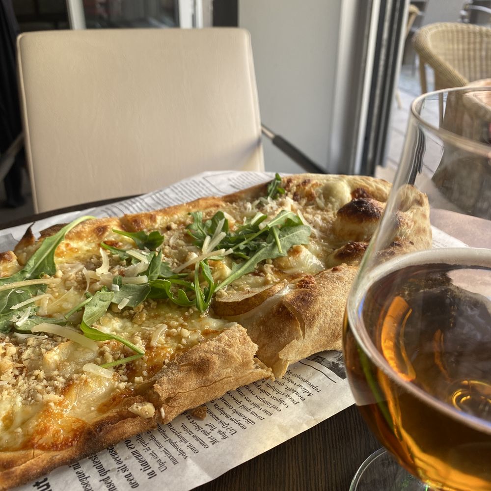 Café Pazzo - Chèvre and pear flatbread , sallad included , in Sweden flatbread is called Pinsa - Cafes Near Me - Gävle, X