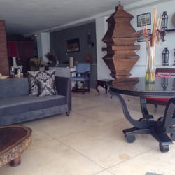 Dice Ño - Muebles colosales