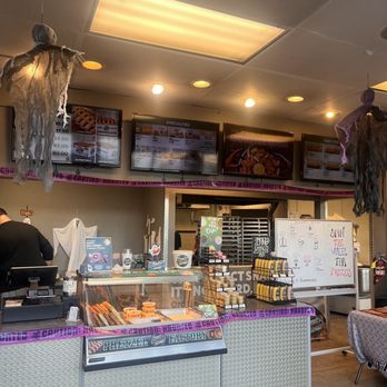 Philly Pretzel Factory - the interior of the restaurant - Bakeries Near Me - Eatontown, New Jersey Philly Pretzel Factory - the interior of the restaurant - Bakeries Near Me - Eatontown, New Jersey