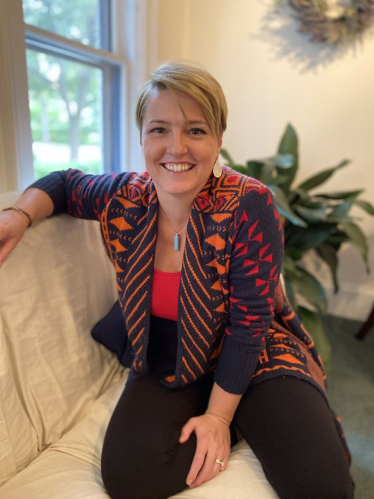 RENEW WITH JUNE Updated October 2024 81 Photos 458 Glen St, Glens