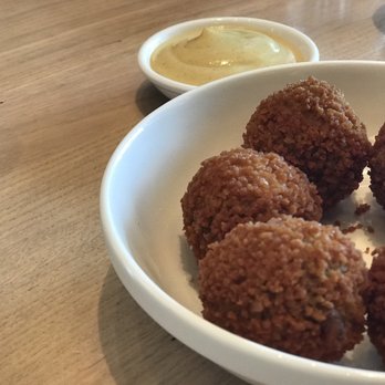 Café-Restaurant Dauphine - Brasseries Near Me - Amsterdam, New Hampshire