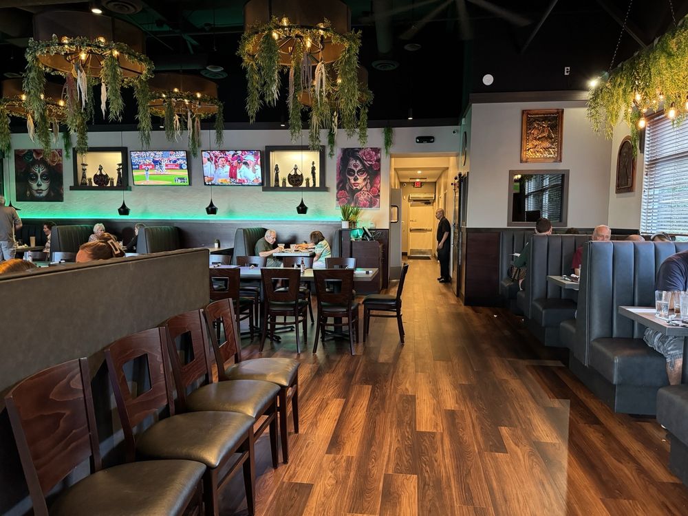 T&T Tacos & Tequila Grill & Cantina