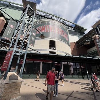 Chase Field - Stadiums & Arenas Near Me - Phoenix, Arizona