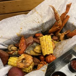 SteelTank Brewing - Seafood Boil