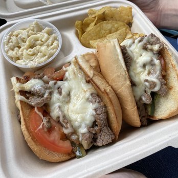 Skrtch Ktchn - Fili bistek with tuna Mac salad and honey Dijon kettle chips. Good, but not amazing - Food Trucks Near Me