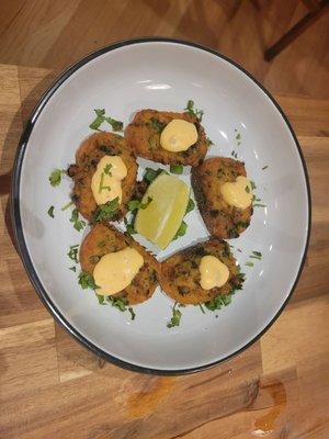 HUB Tavern + Grill by null