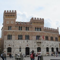 Piazza Dante Alighieri - Palazzo