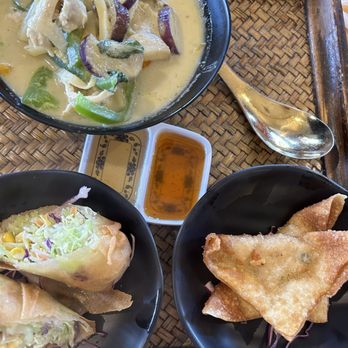Thai Table - Thai Green Curry Lunch Special with sides. - Thai Near Me - Whittier, California Thai Table - Thai Green Curry Lunch Special with sides. - Thai Near Me - Whittier, California