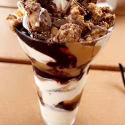 Lil Goodie Shoppe - Reese cup parfait