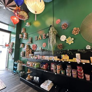 Bae Bae’s Cafe - Inside - Coffee & Tea Near Me - Pittsburgh, Pennsylvania
