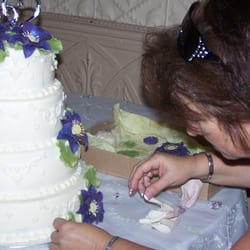 Gold Country Cakes - Putting on finishing touches