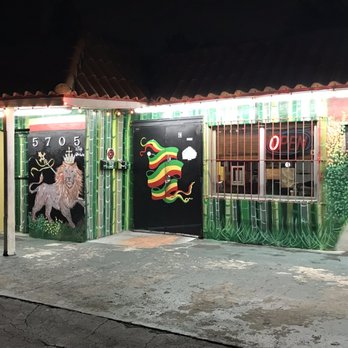 Treelion - Vegan Near Me - Pembroke Park, Florida Treelion - Vegan Near Me - Pembroke Park, Florida