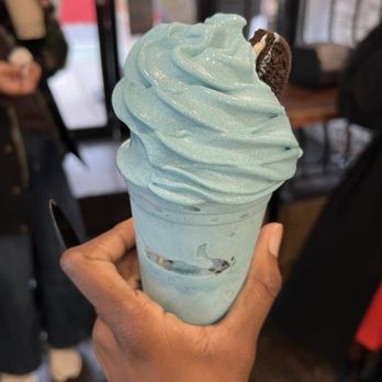 Surreal Creamery - Monster Cookie Ice Cream - Ice Cream & Frozen Yogurt Near Me - New York, New York