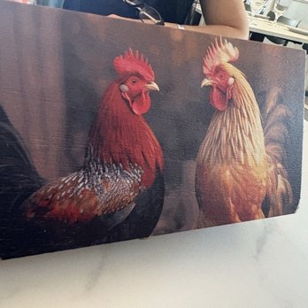 El Gallo Pinto - Aquí te entregan la cuenta - Chicken Shop Near Me - Guayama, Puerto Rico