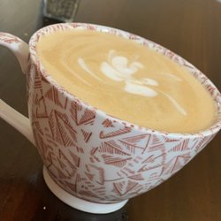 Swede's Cafe - Lavender honey latte