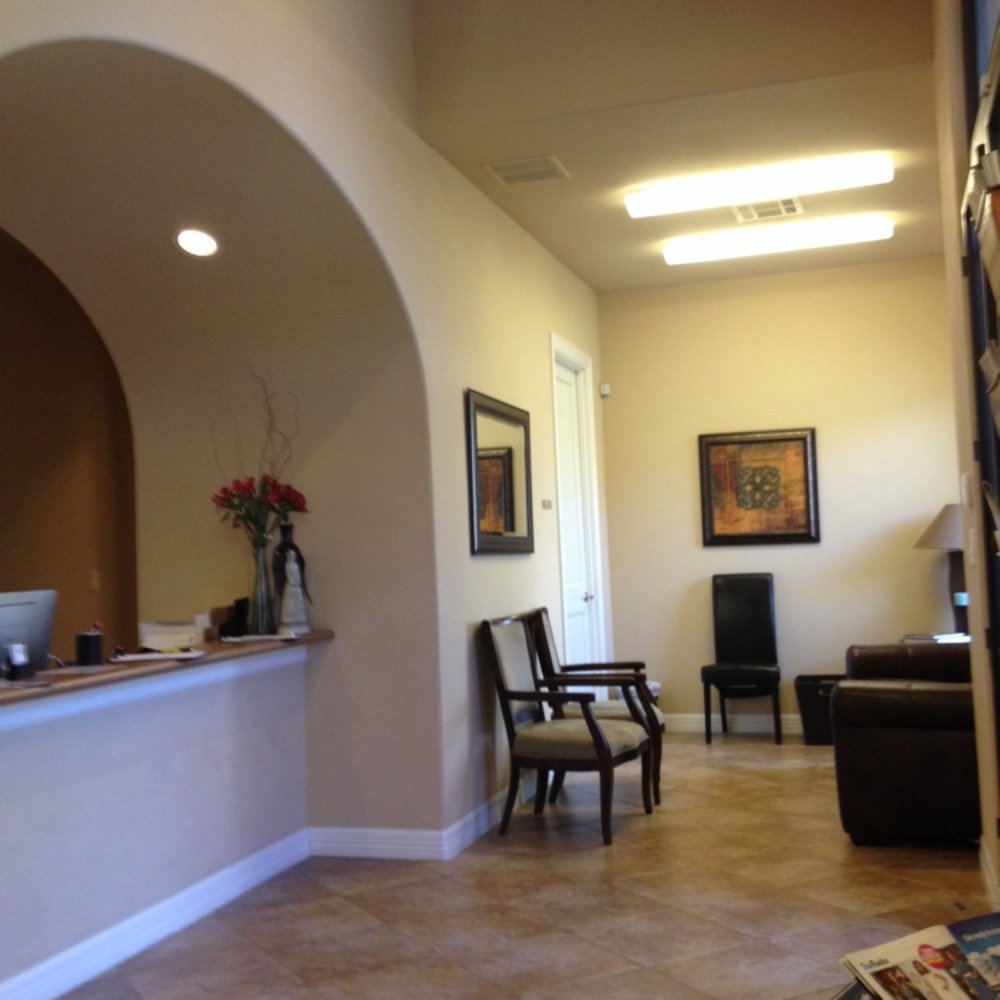 Texas Family Physicians - Part of the waiting area - Medical Centers Near Me - Austin, Texas Texas Family Physicians - Part of the waiting area - Medical Centers Near Me - Austin, Texas