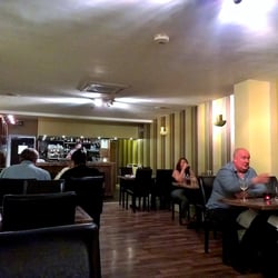 99 Station Street - Tiny restaurant.