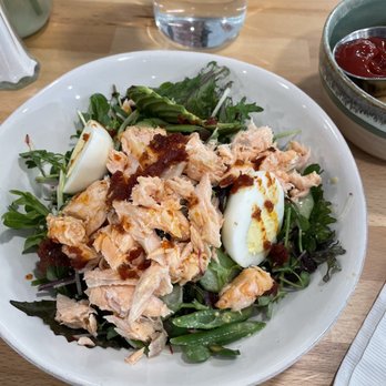 Hudson Botanical - Salmon Salad - Breakfast & Brunch Near Me - Smoketown, Pennsylvania