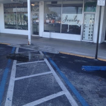 Manley's Jewelry - Jewelry Near Me - North Miami, Florida Manley's Jewelry - Jewelry Near Me - North Miami, Florida