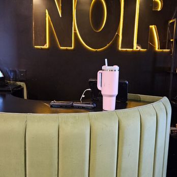 Noir Kitchen & Cocktails - Soul Food Near Me - Nashville, Tennessee